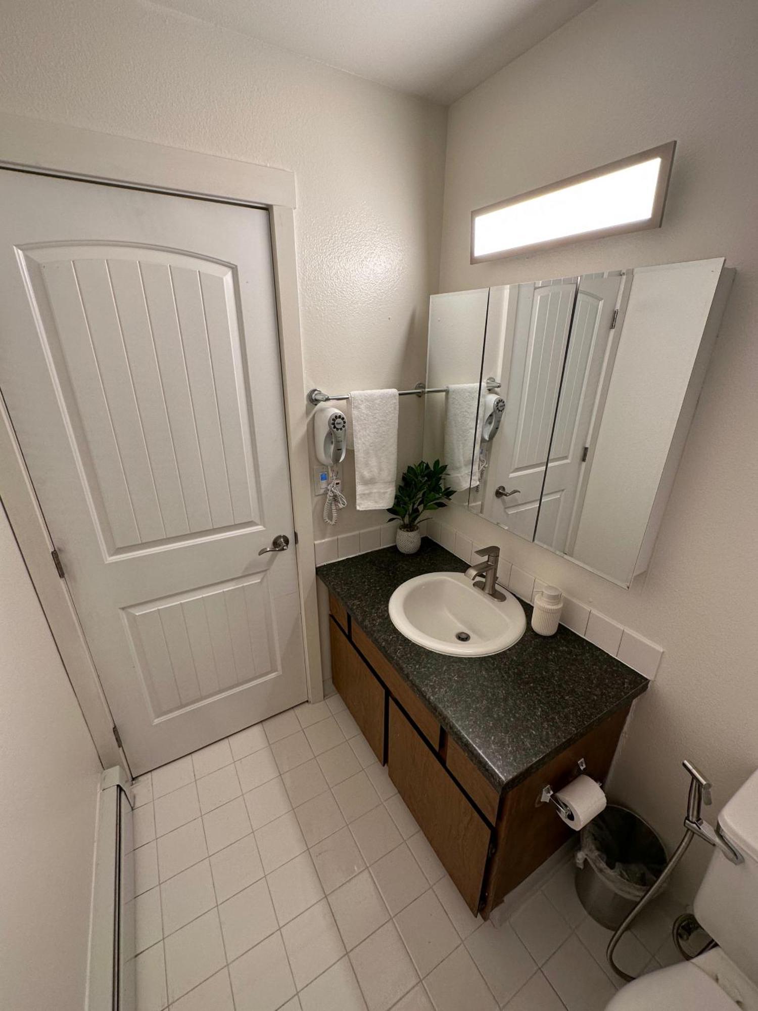 Stay Anchorage! Furnished Two Bedroom Apartments With High Speed Wifi Oda fotoğraf