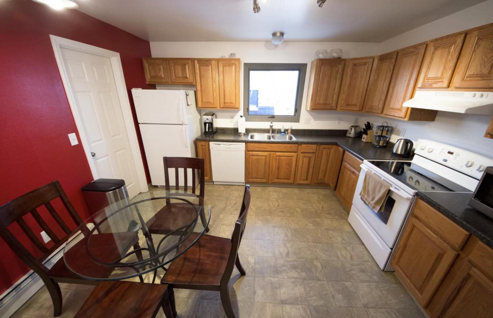 Stay Anchorage! Furnished Two Bedroom Apartments With High Speed Wifi Oda fotoğraf